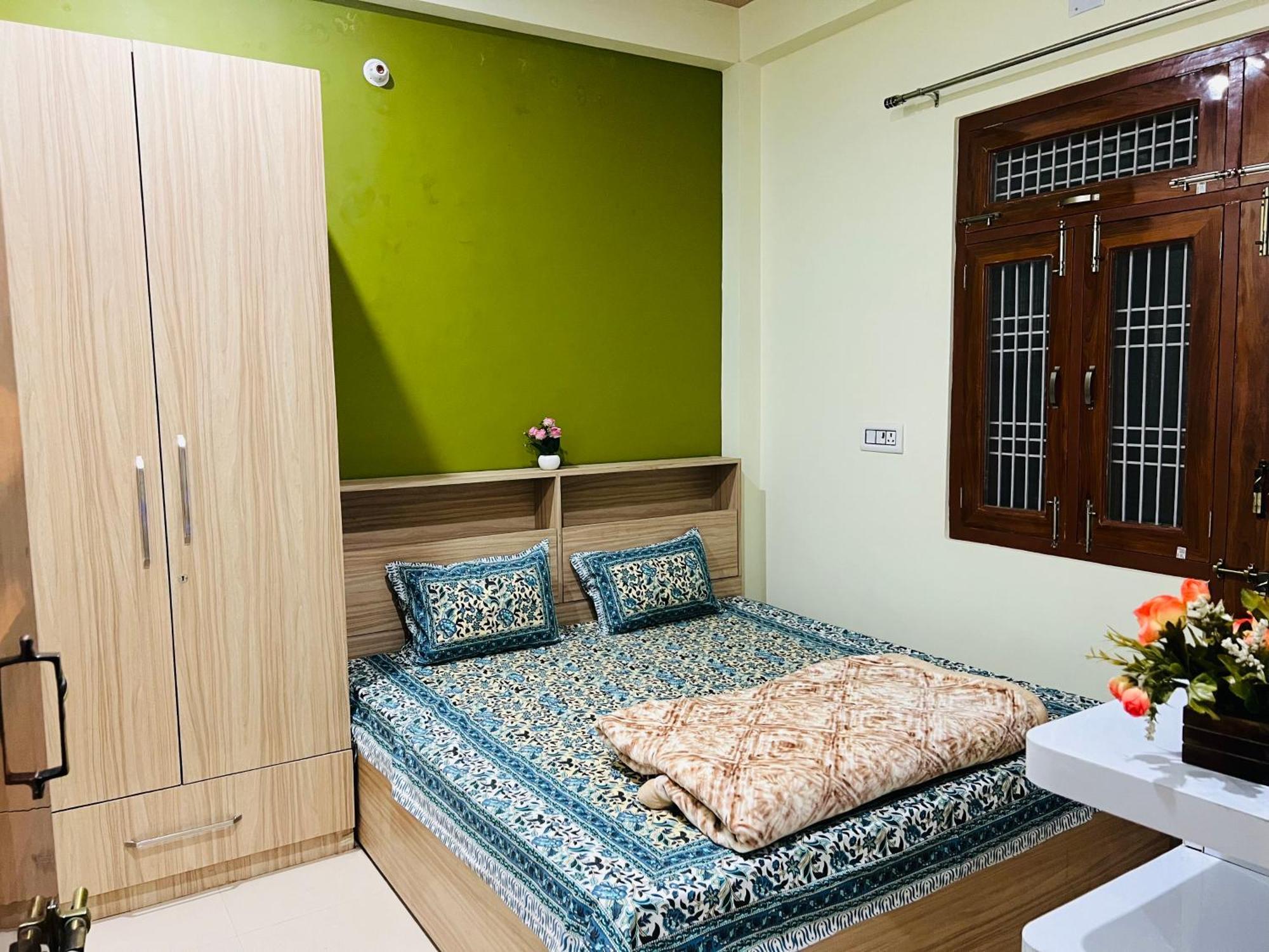 Sg Home Stay Ayodhya Exterior photo